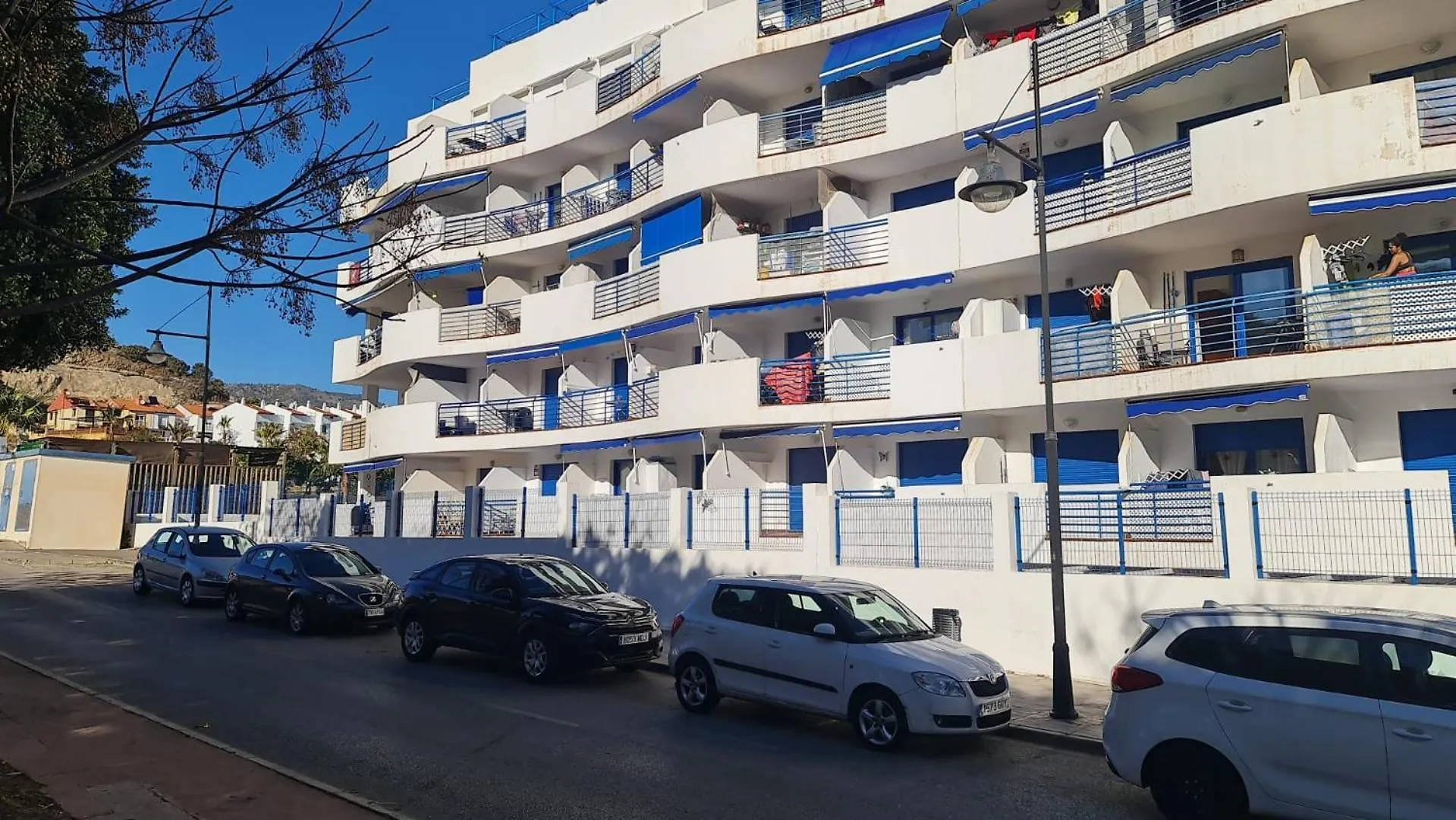Apartamento A 150 Metros De La Playa contacts